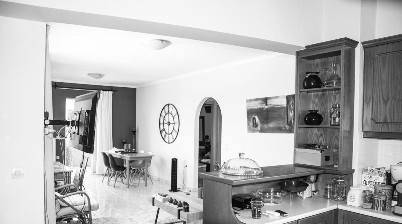 Thalassa Seaside Apartment Chania  Екстер'єр фото